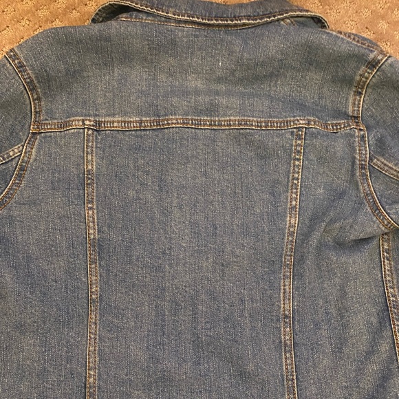 Size Small Old Navy Jean Jacket - Picture 2 of 7